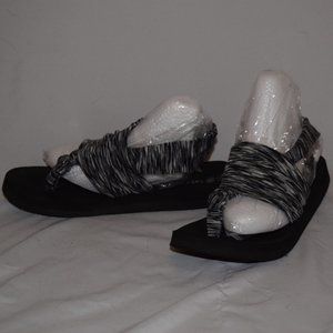 Beach Sandals (made from recycled material)